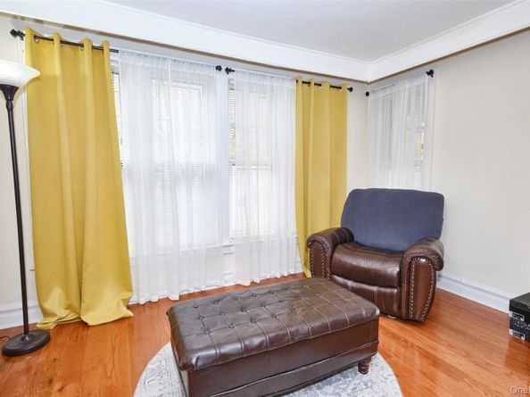 109-15 200th Street, Saint Albans NY 11412