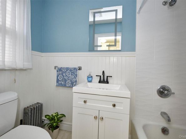 109-15 200th Street, Saint Albans NY 11412