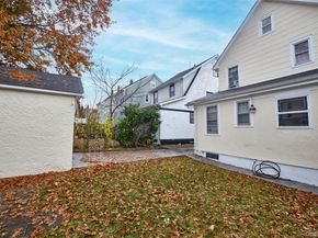 109-15 200th Street, Saint Albans NY 11412