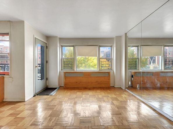 3131 Grand Concourse 3C, Bronx NY 10468