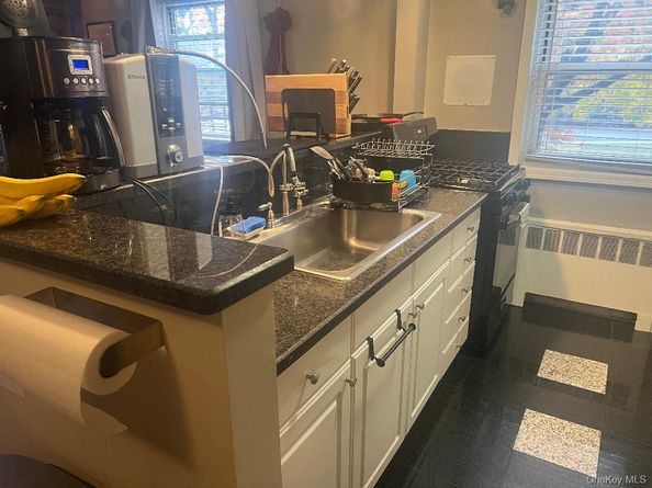 81-49 156 Avenue 2R, Howard Beach NY 11414