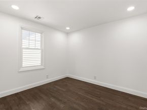 184 Dallas Street, Lindenhurst NY 11757