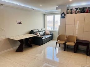 15815 Union Turnpike 401N, Fresh Meadows NY 11366