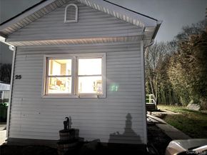 25 Buttercup Drive, Bohemia NY 11716