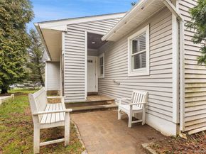 56 Huntville Road, Katonah NY 10536
