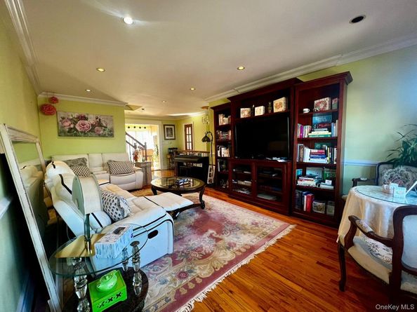 199-18 Cross Island Parkway, Whitestone NY 11357