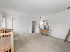 18 Lynx Lane, East Setauket NY 11733