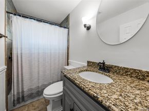 18 Lynx Lane, East Setauket NY 11733