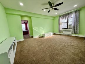 11230 Northern Boulevard 4G, Corona NY 11368