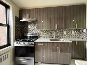 11230 Northern Boulevard 4G, Corona NY 11368