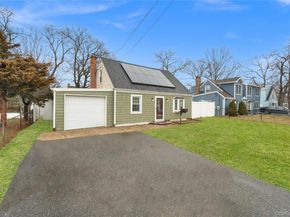 181 S Alleghany Avenue, Lindenhurst NY 11757