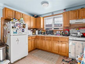 2736 Colden Avenue, Bronx NY 10469
