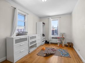 2736 Colden Avenue, Bronx NY 10469