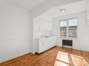 2736 Colden Avenue, Bronx NY 10469