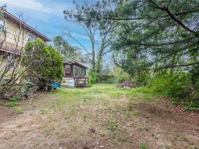 20 Olympia Street, Port Jefferson NY 11776