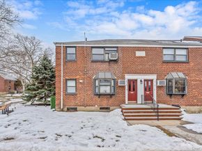 199-18 19th Avenue 18, Whitestone NY 11357