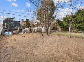 3622 37th Street, Astoria NY 11101