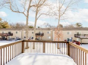 266 Lake Point Circle 266, Middle Island NY 11953