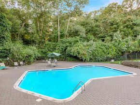 266 Lake Point Circle 266, Middle Island NY 11953