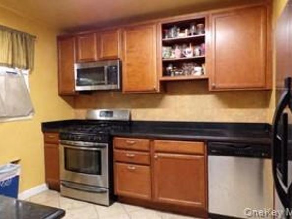 21947 74th Avenue First Floor, Oakland Gardens NY 11364