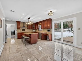 53 Timber Ridge Drive, Commack NY 11725