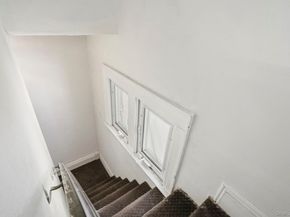 59 Homecrest Court, Oceanside NY 11572