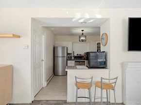 59 Homecrest Court, Oceanside NY 11572