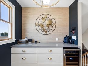 185 East Drive, Copiague NY 11726