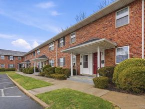 2531 Jerusalem Avenue 2G, North Bellmore NY 11710