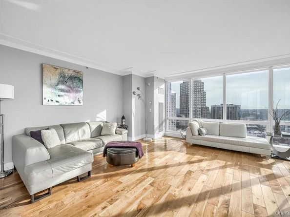 1 Renaissance Square 20C, White Plains NY 10601