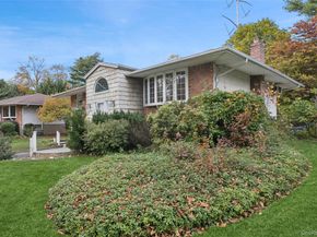 11 Mackay Drive, Hauppauge NY 11788