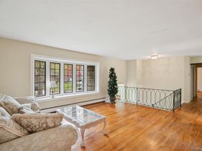 11 Mackay Drive, Hauppauge NY 11788