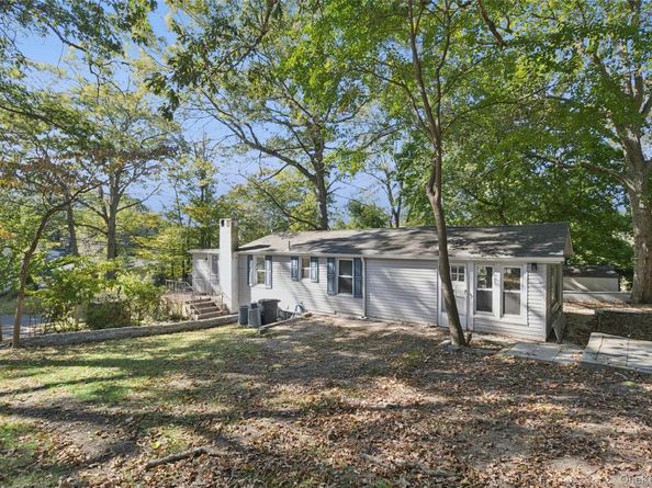 7 Yucca Road, Rocky Point NY 11778