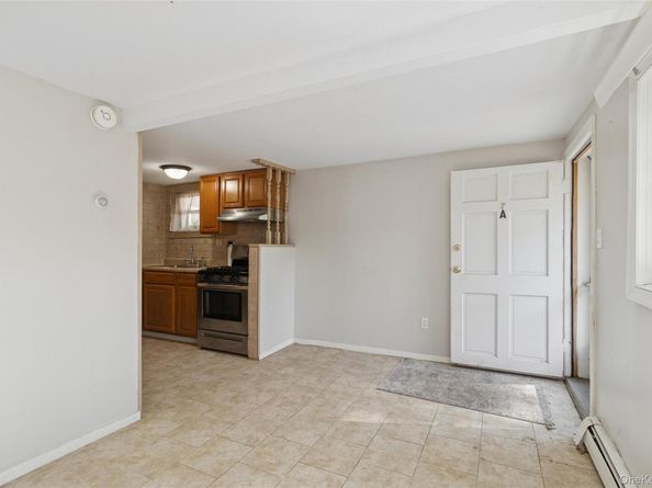 7 Yucca Road, Rocky Point NY 11778