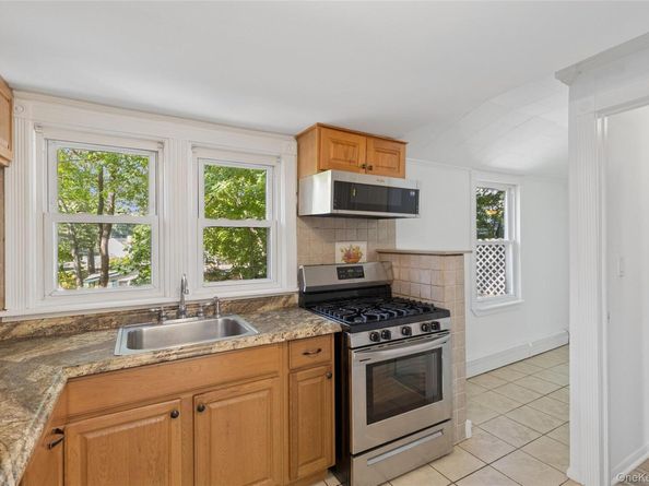 7 Yucca Road, Rocky Point NY 11778