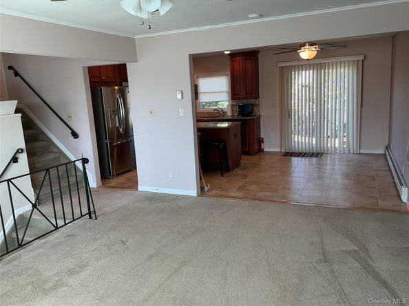 537 Church Street, Westbury NY 11590