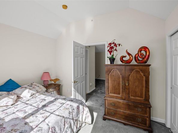 48 Avery Lane, Miller Place NY 11764