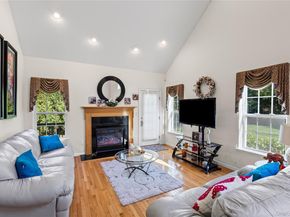 48 Avery Lane, Miller Place NY 11764