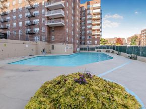 365 Bronx River Road LH, Yonkers NY 10704