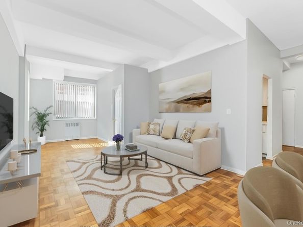 365 Bronx River Road LH, Yonkers NY 10704