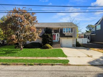444 S 6th Street
