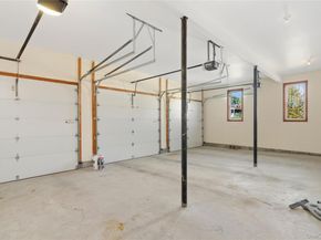 59 Mastro Road, Calverton NY 11933