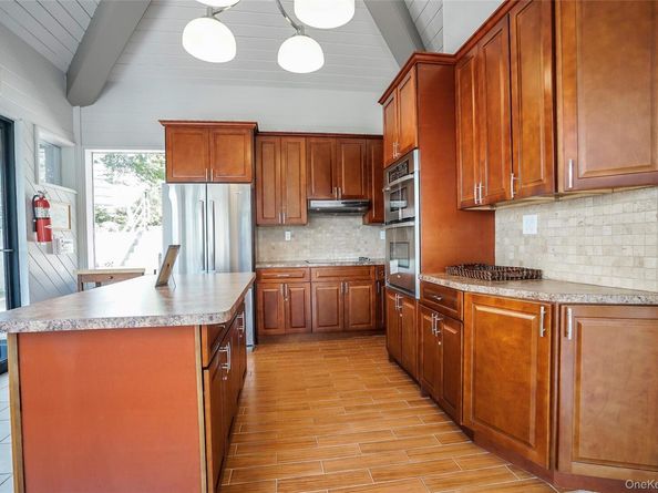 200 High Point Drive 513, Hartsdale NY 10530