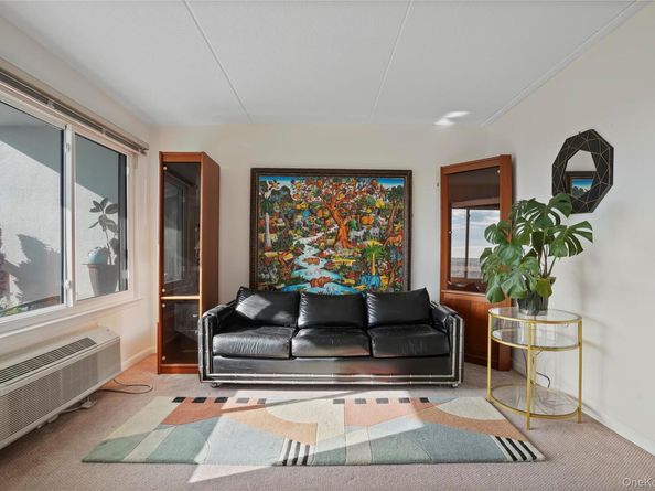 200 High Point Drive 513, Hartsdale NY 10530