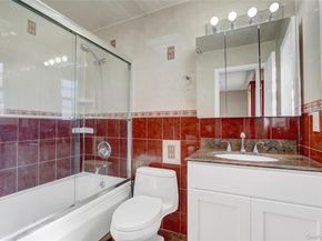 32 3rd Avenue, New Hyde Park NY 11040