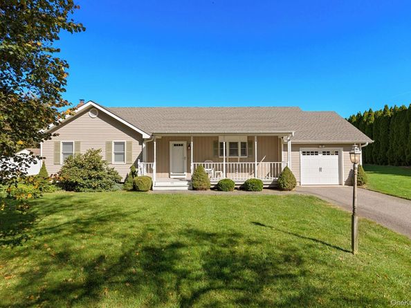 72 Josica Drive, Aquebogue NY 11901