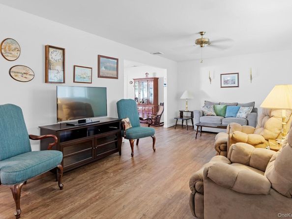 72 Josica Drive, Aquebogue NY 11901