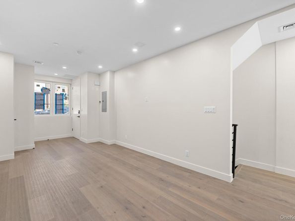 310 Fenimore st, Brooklyn NY 11225