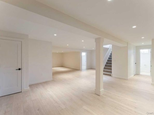 1460 Tyler Avenue, East Meadow NY 11554