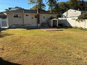 281 Fir Grove Road, Ronkonkoma NY 11779